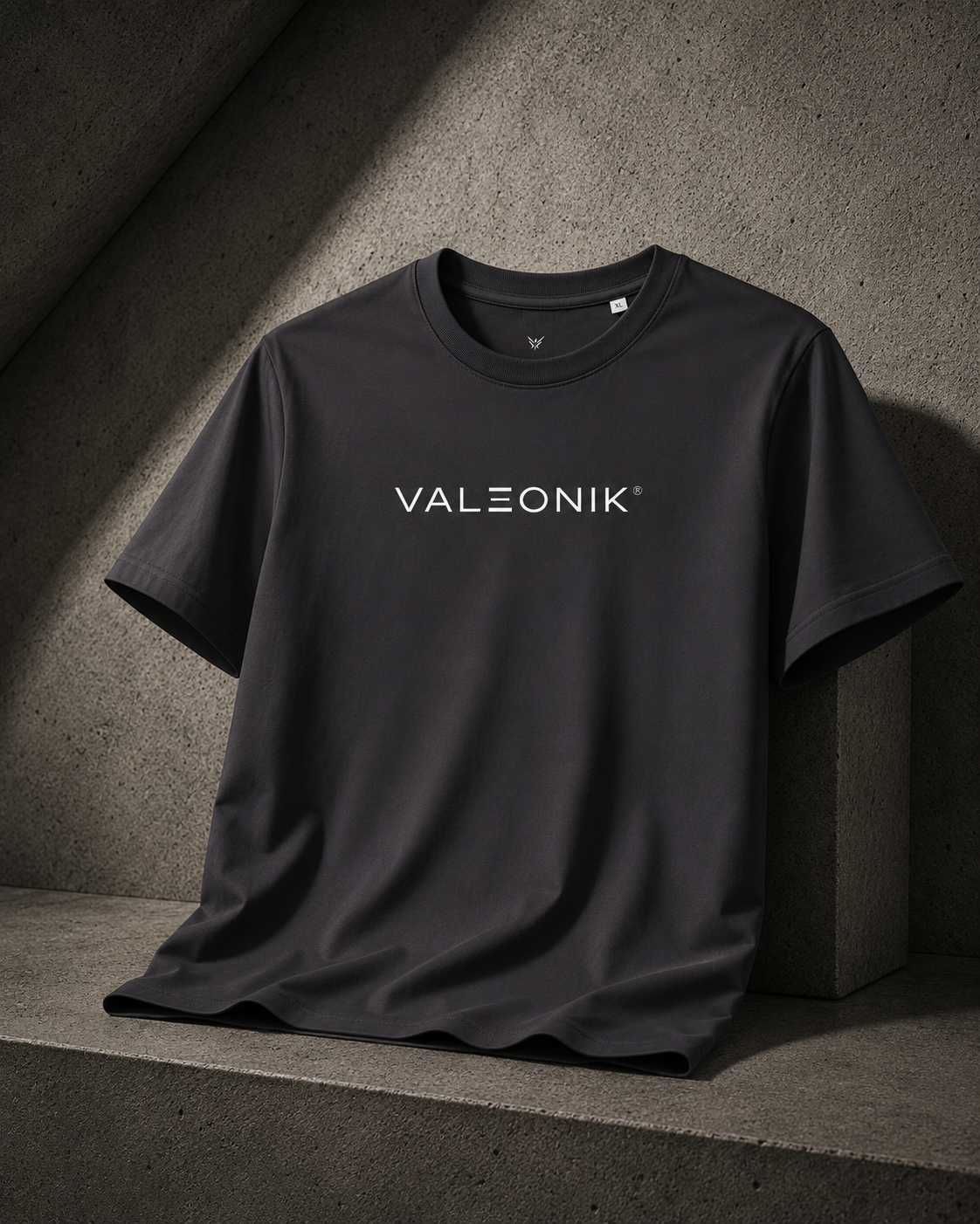 Essential Tee Statement