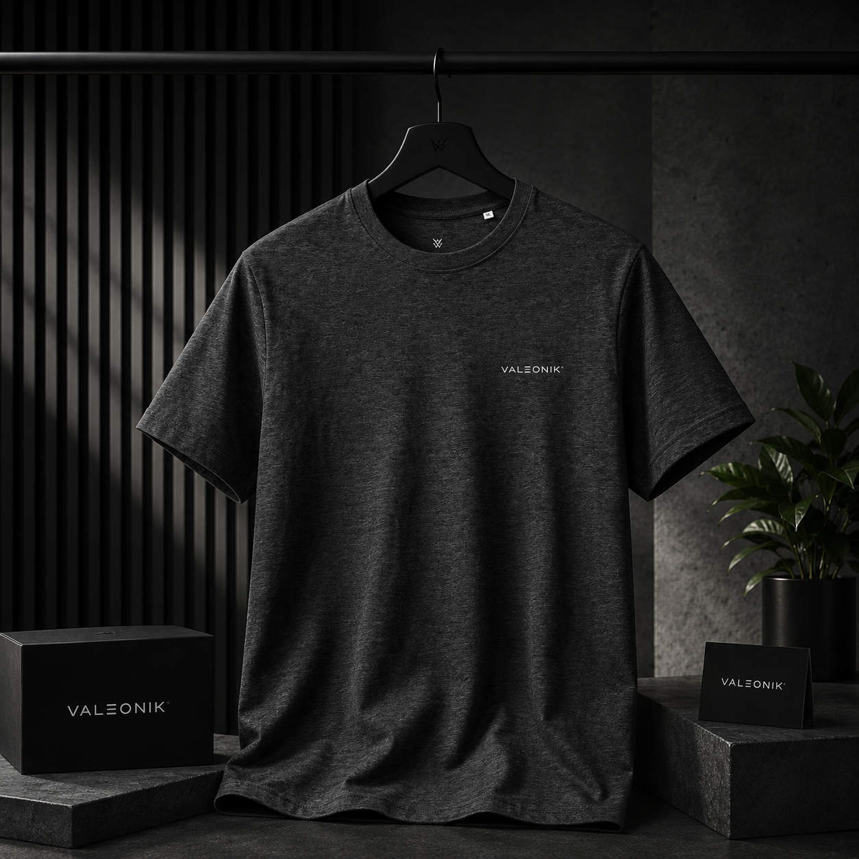 Essential Tee - Core