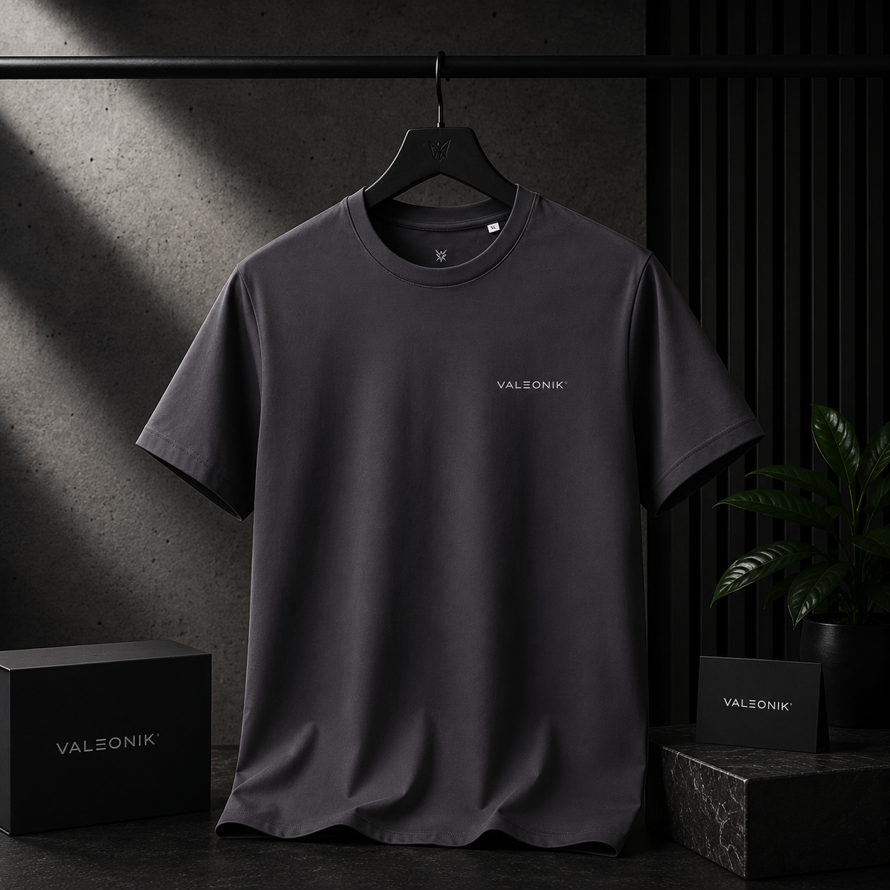 Essential Tee - Core