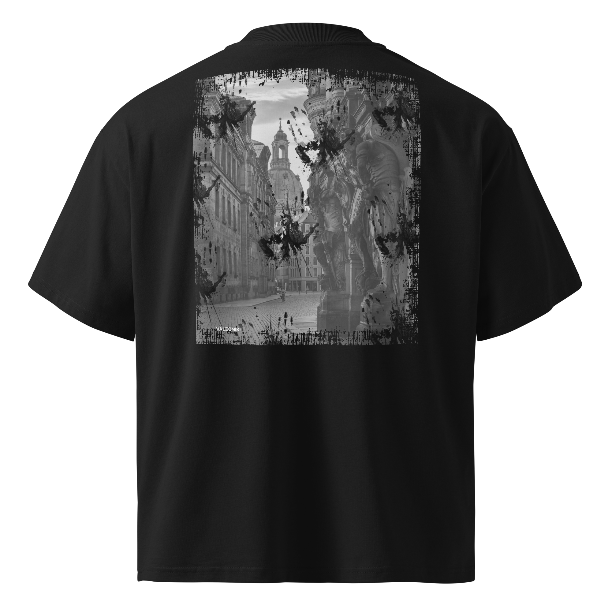 DISTRIKT Oversized Tee DISRUPTION