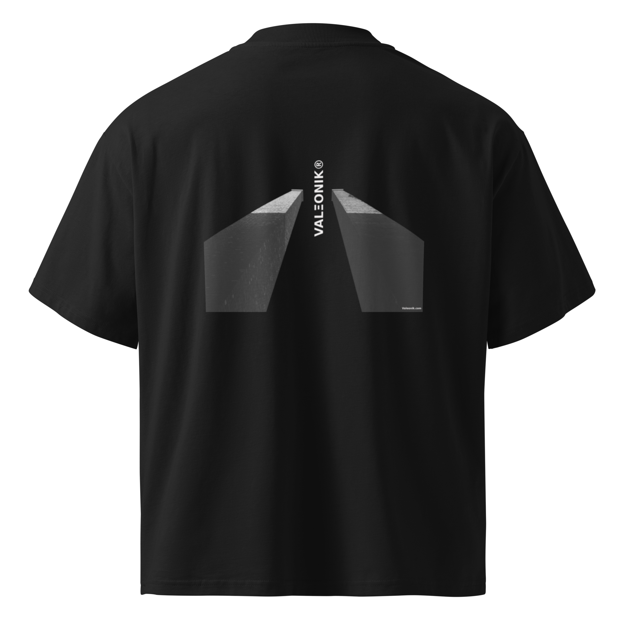 DISTRIKT Oversized Tee PASSAGE