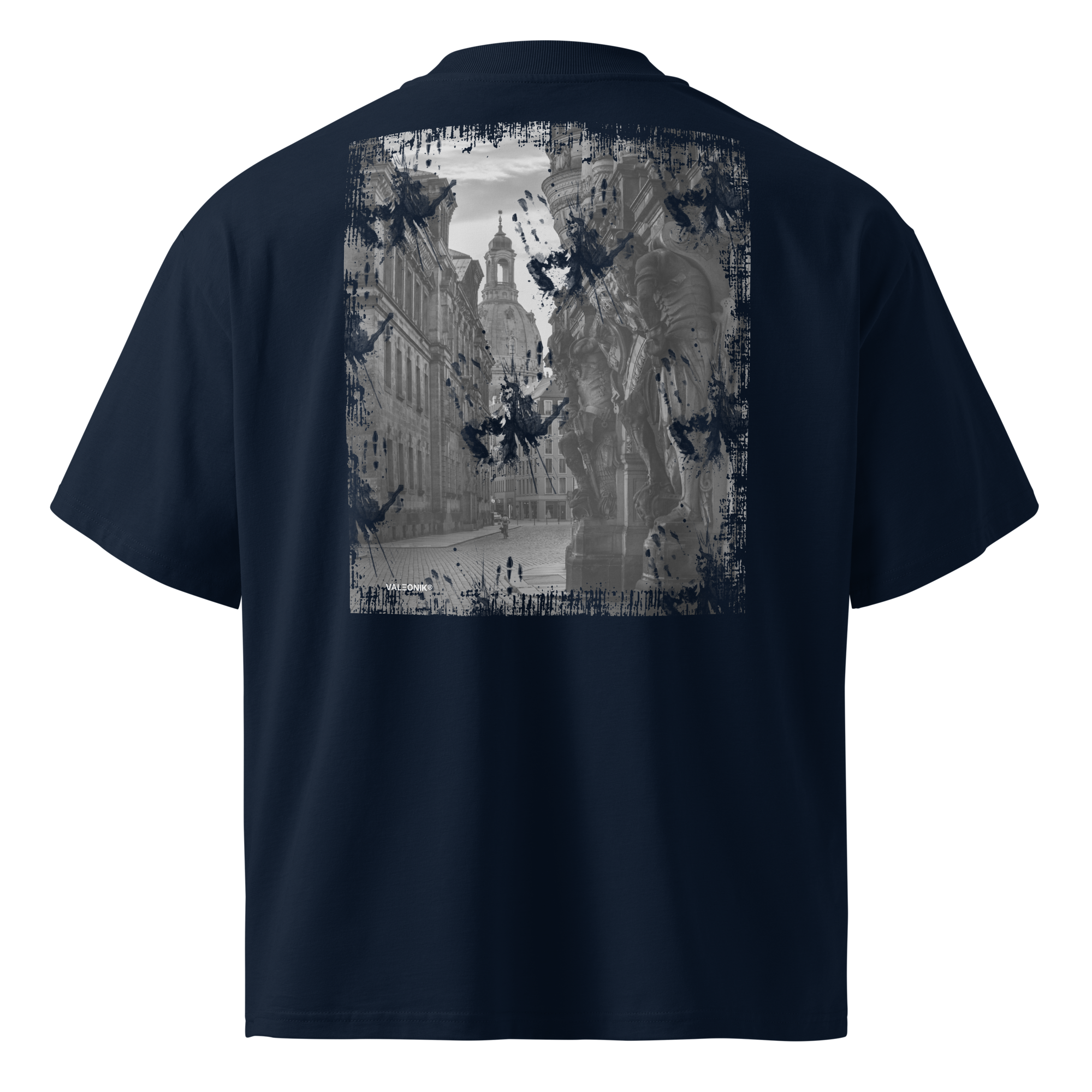 DISTRIKT Oversized Tee DISRUPTION