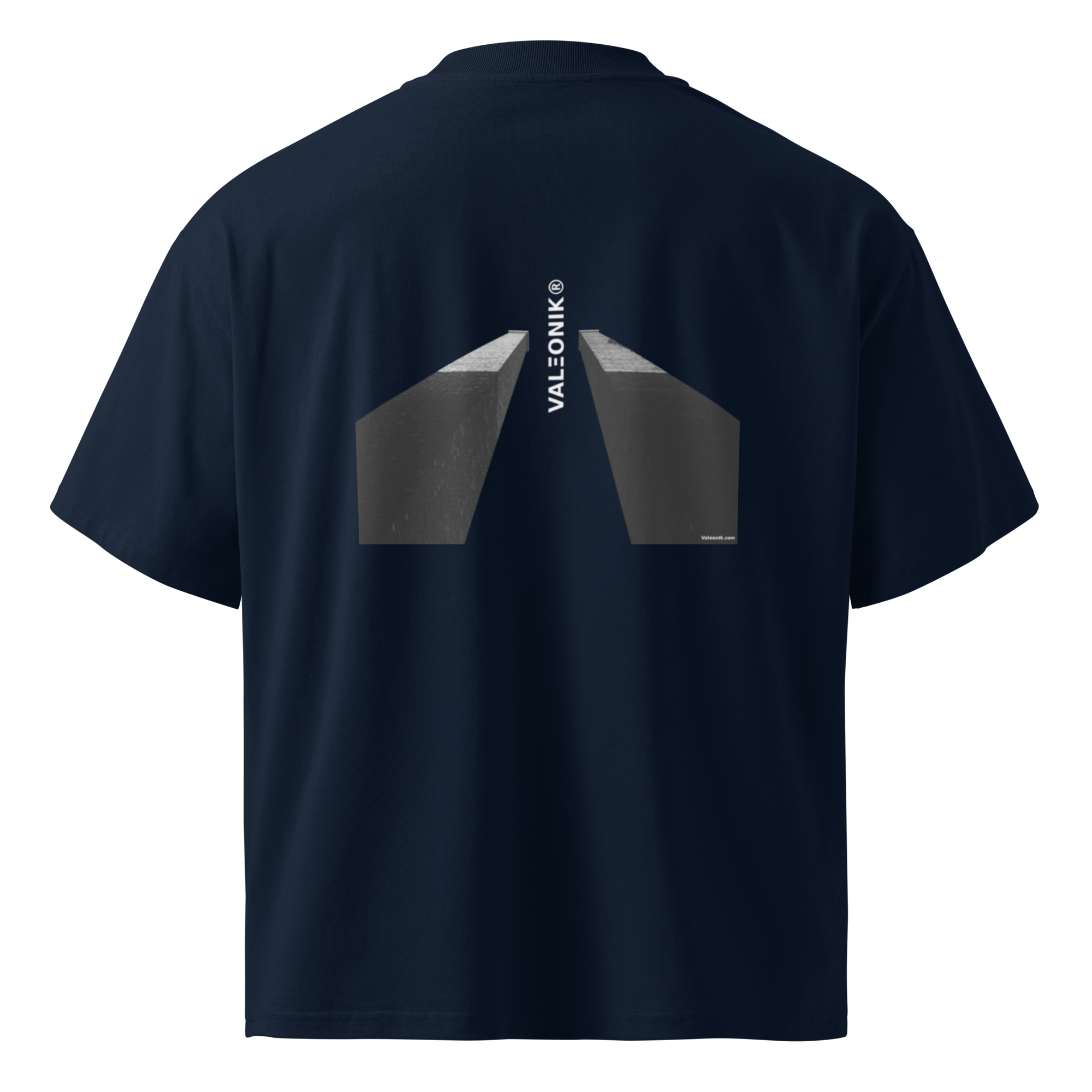 DISTRIKT Oversized Tee PASSAGE