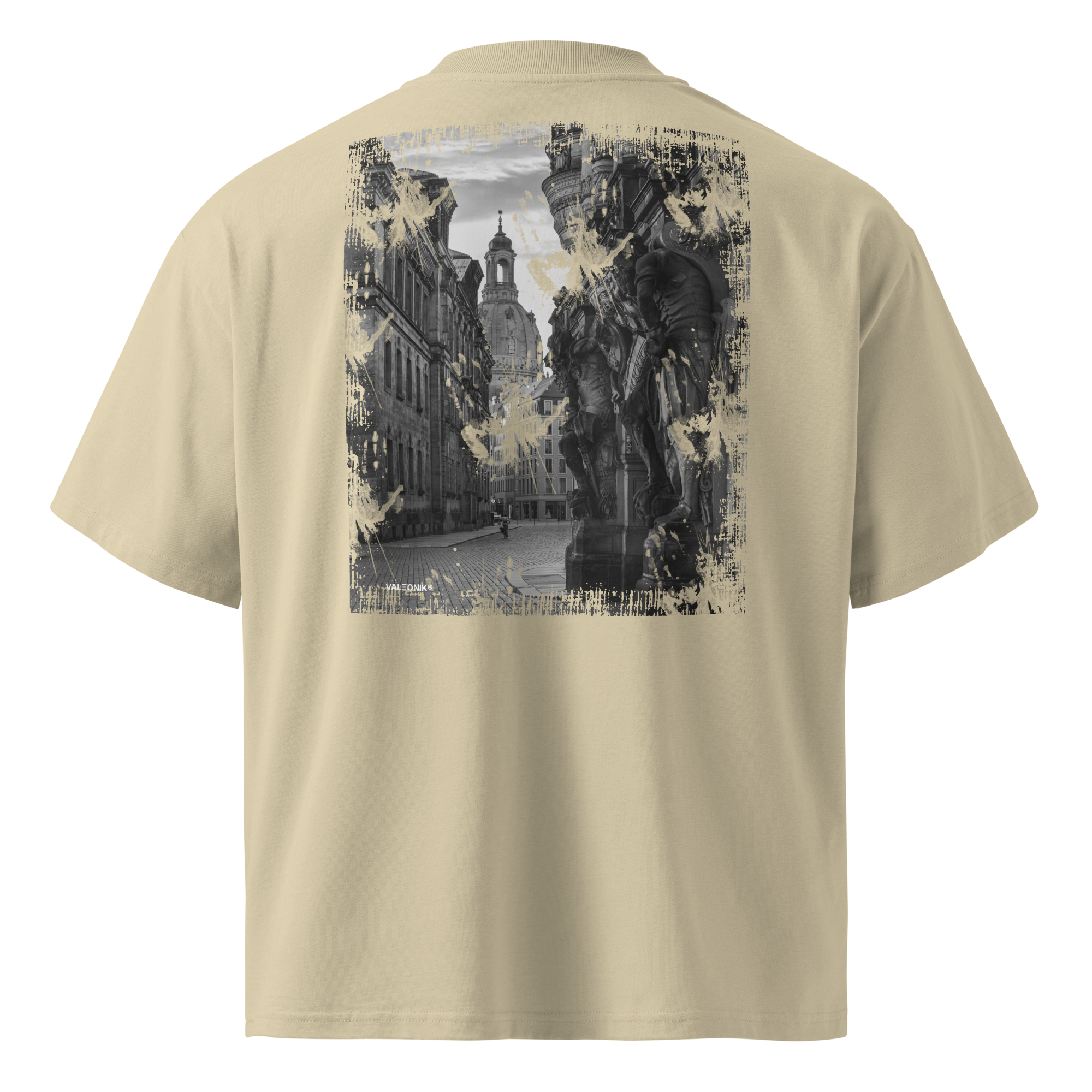 DISTRIKT Oversized Tee DISRUPTION