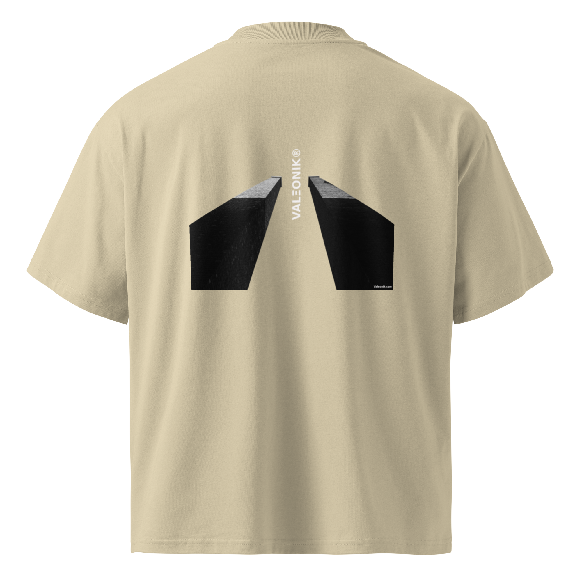 DISTRIKT Oversized Tee PASSAGE